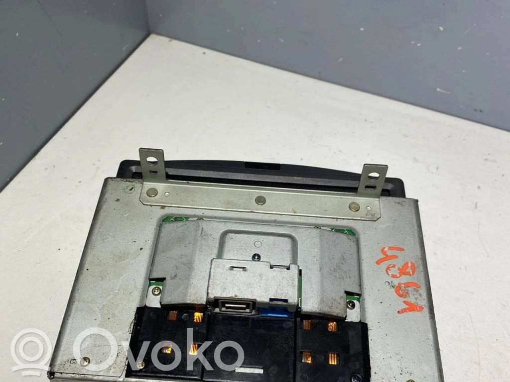 Volvo S60 Radio/CD/DVD/GPS head unit 
