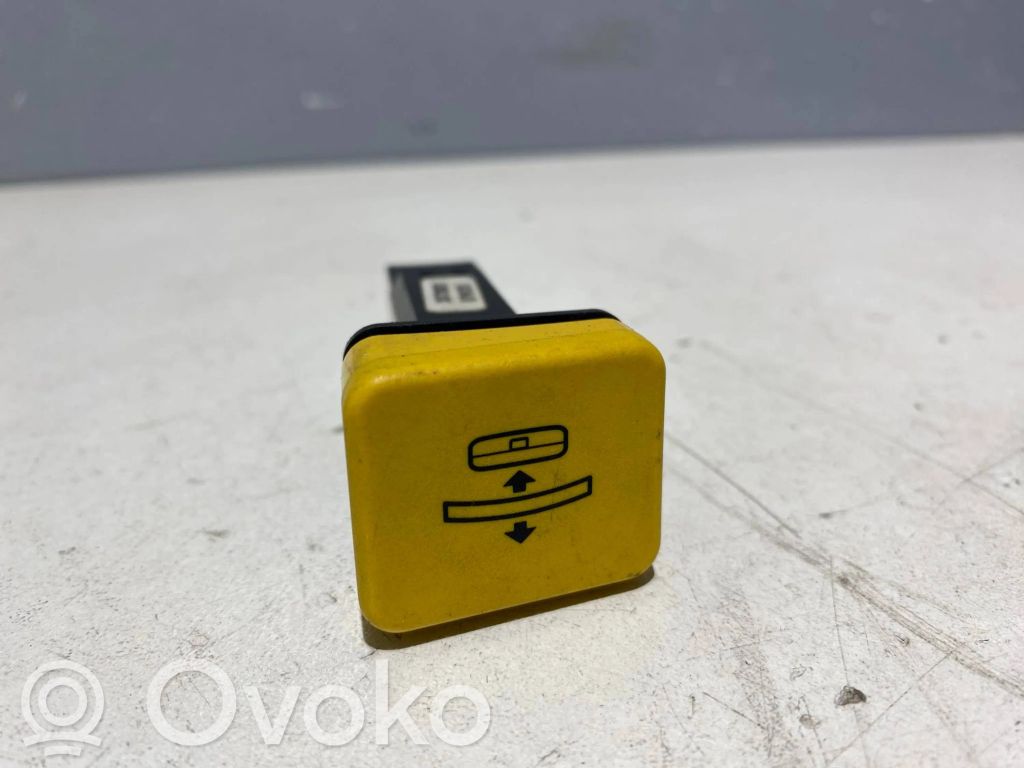 Volvo C70 Tailgate/boot open switch button 