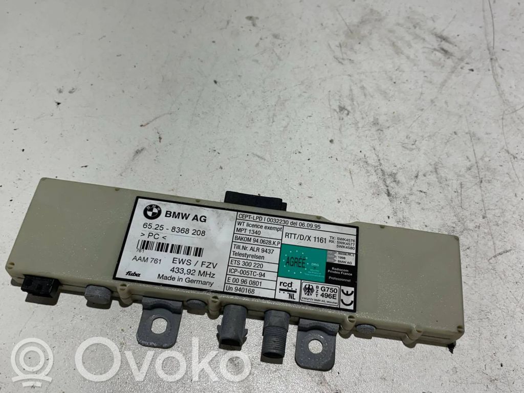 BMW 3 E46 Antenos stiprintuvas 