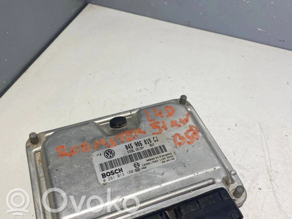 Skoda Roomster (5J) Engine control unit/module 