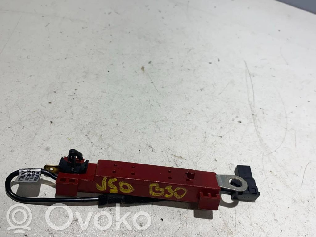 Volvo V50 Antenos stiprintuvas 