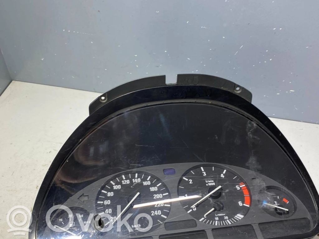 BMW 5 E39 Speedometer (instrument cluster) 