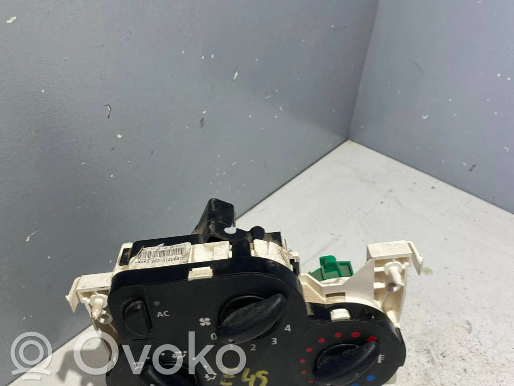 Dacia Logan I Climate control unit 