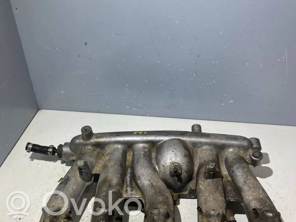 Volvo S60 Kolektorius įsiurbimo 
