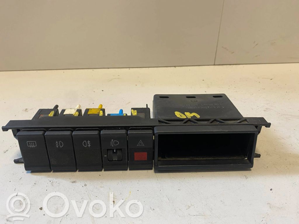 Audi 100 S4 C4 Un conjunto de interruptores 
