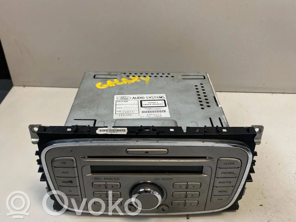 Ford Galaxy Radio / CD-Player / DVD-Player / Navigation 