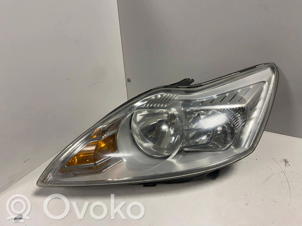 Ford Focus Headlight/headlamp 