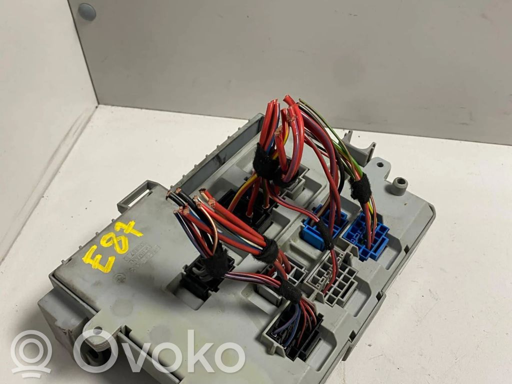 BMW 1 E81 E87 Drošinātāju bloks 