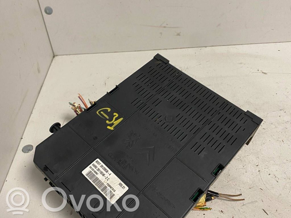 Citroen C4 I Module confort 