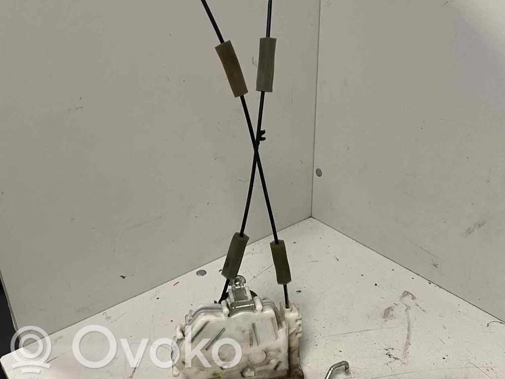 Honda FR-V Rear door lock 