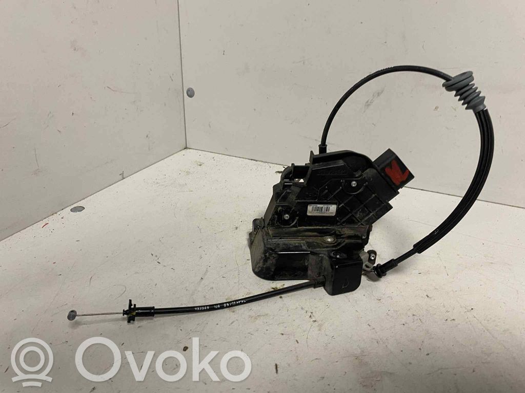 Volvo V50 Takaoven lukko 