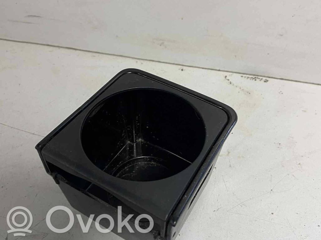 Volvo S80 Puodelio laikiklis 