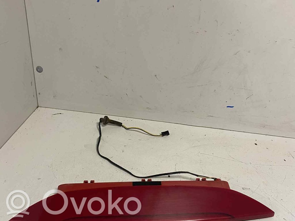 Volvo V60 Third/center stoplight 