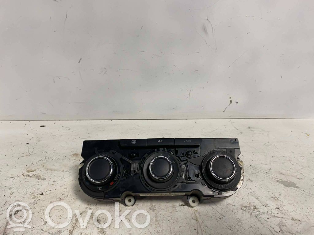 Skoda Octavia Mk2 (1Z) Climate control unit 