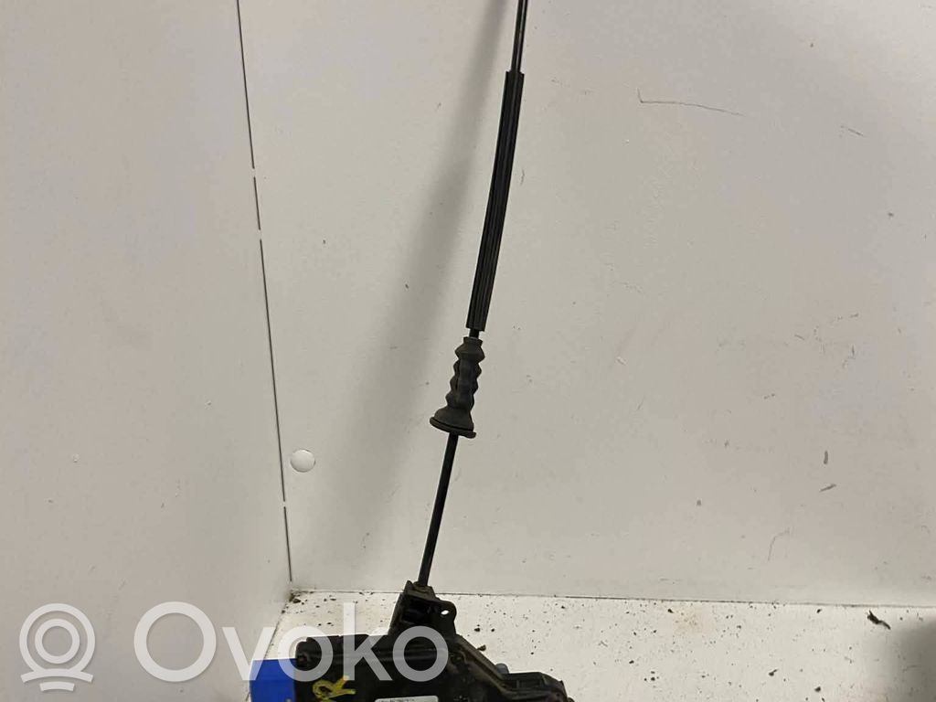 Skoda Octavia Mk2 (1Z) Zamek drzwi przednich 