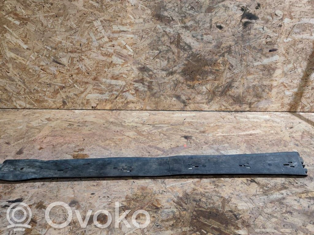 Volvo XC90 Center/middle under tray cover 