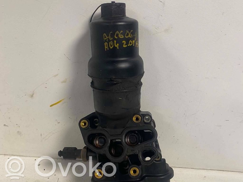 Audi A6 S6 C6 4F Supporto di montaggio del filtro dell’olio 