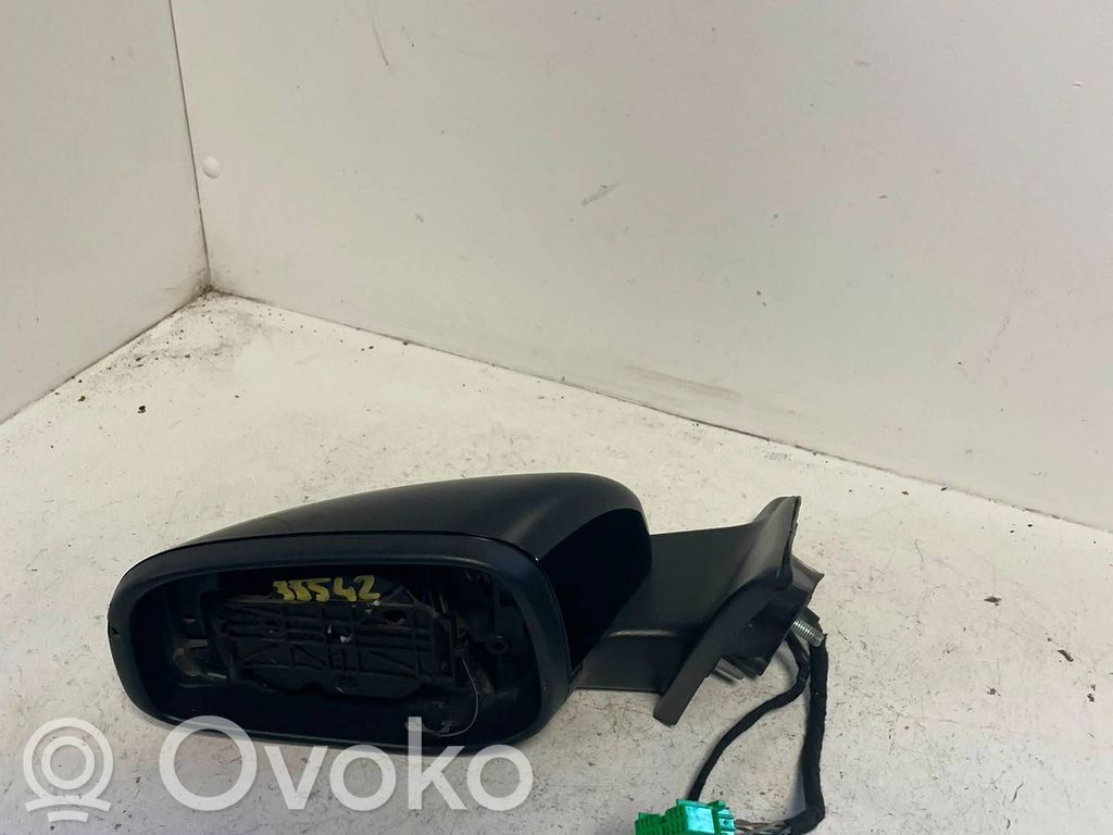 Elektryczne lusterko boczne drzwi przednich   30649162,3064916V303