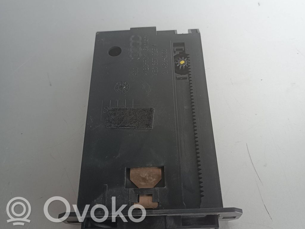 Compartimiento/consola central del panel   4E0857925A