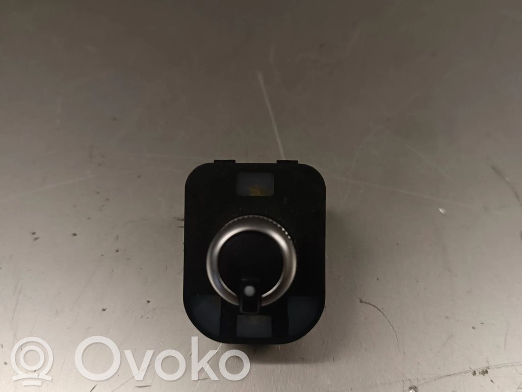 Audi Q7 4L Wing mirror switch 