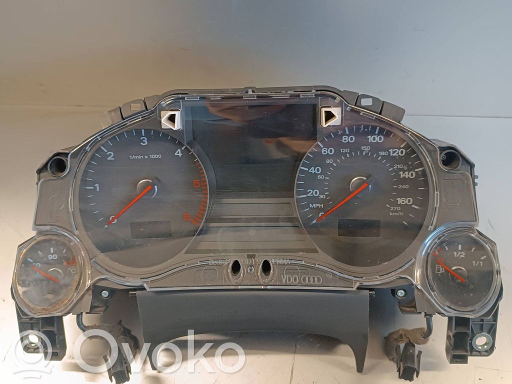 Audi A8 S8 D3 4E Speedometer (instrument cluster) 