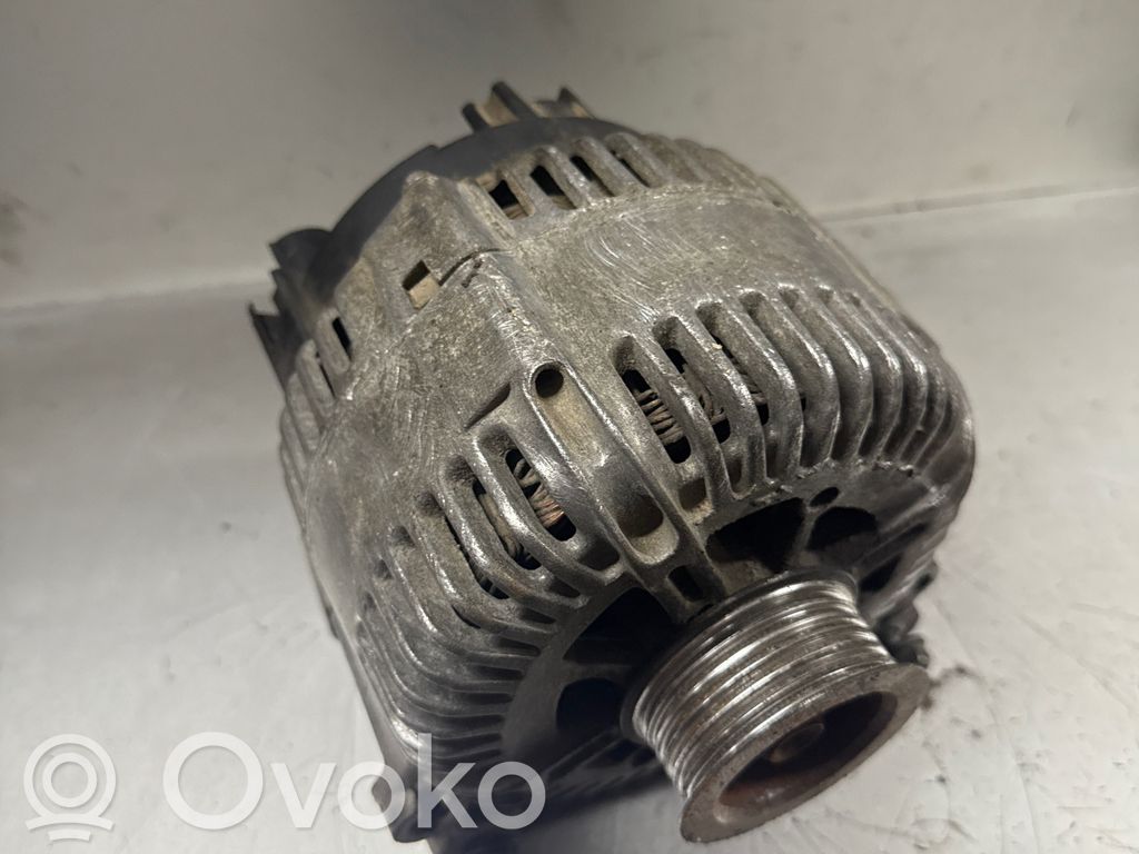 Audi A8 S8 D3 4E Ģenerators 