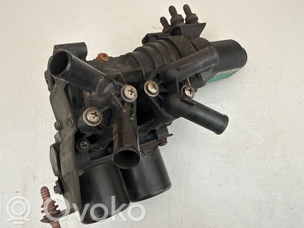 Audi A8 S8 D3 4E Apsildes radiatora vārsts (-i) 