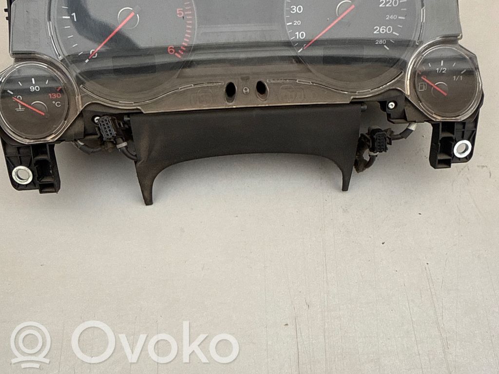 Audi A8 S8 D3 4E Speedometer (instrument cluster) 