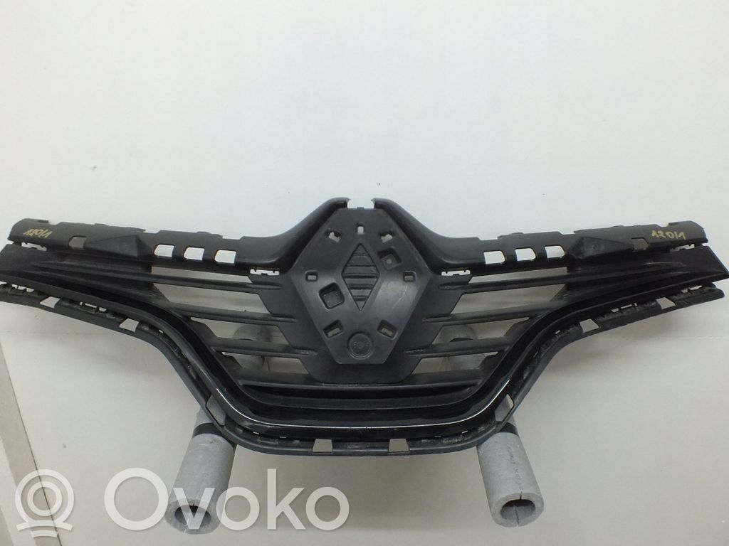 Renault Captur Grille calandre supérieure de pare-chocs avant 