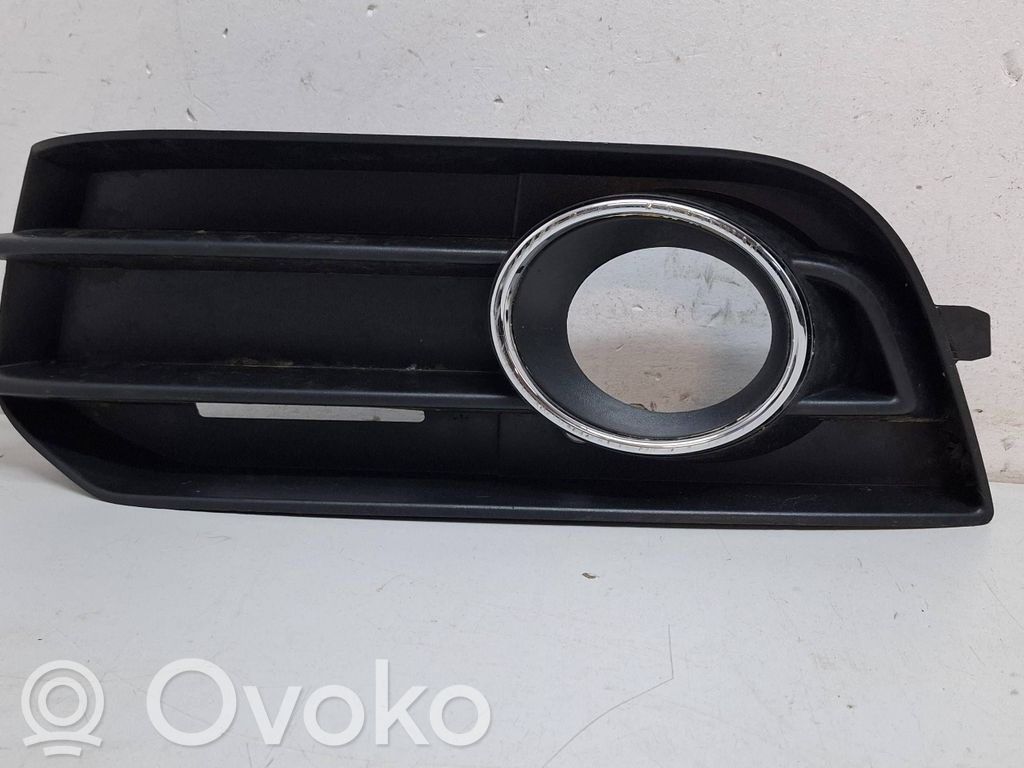 Audi A1 Front fog light trim/grill 