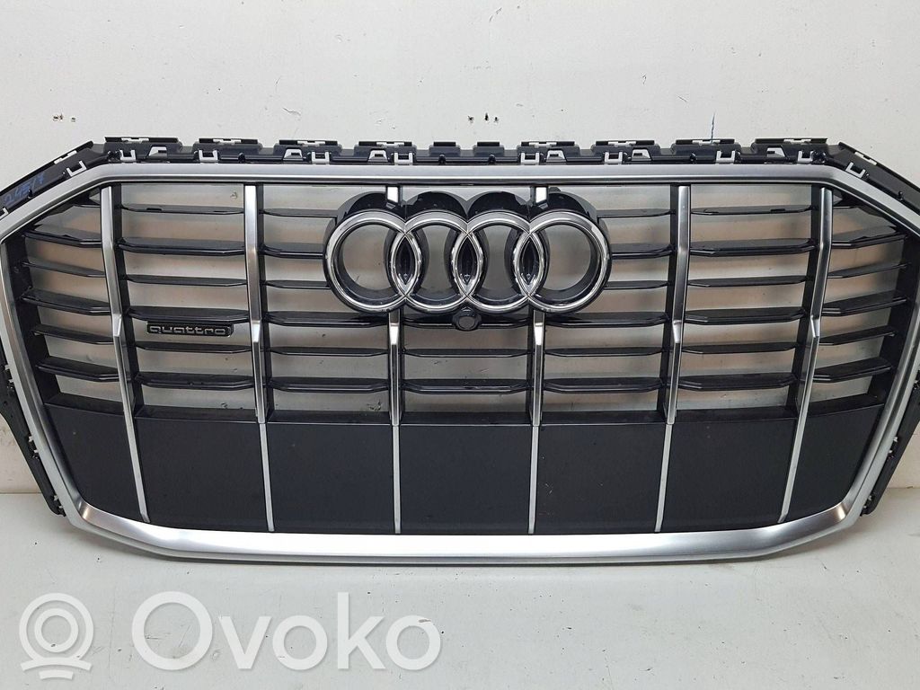Audi Q7 4M Etusäleikkö 