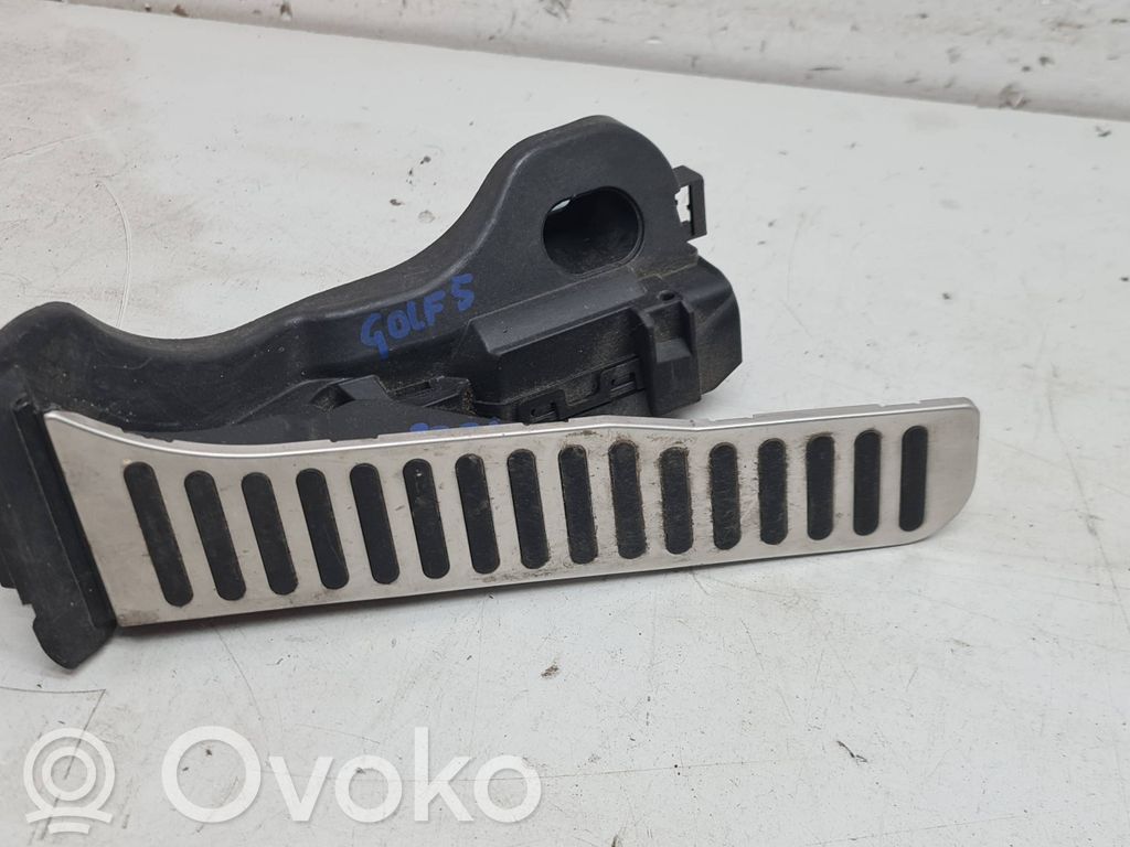 Volkswagen Golf V Accelerator throttle pedal 