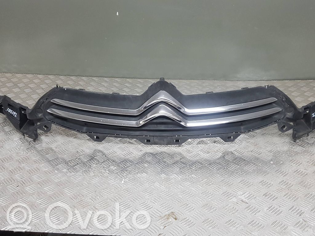 Citroen C4 II Grilă față 