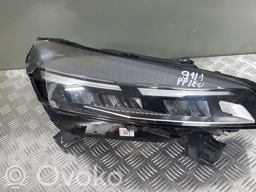 Renault Clio V Scheinwerfer 
