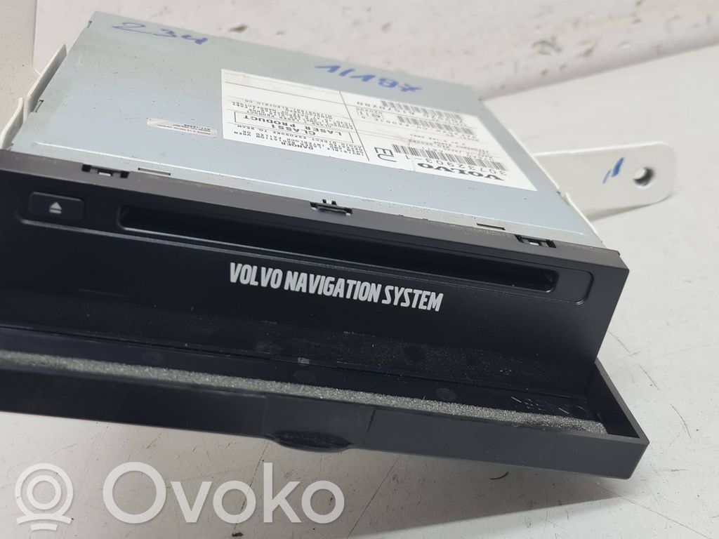 Volvo V70 Radio/CD/DVD/GPS head unit 