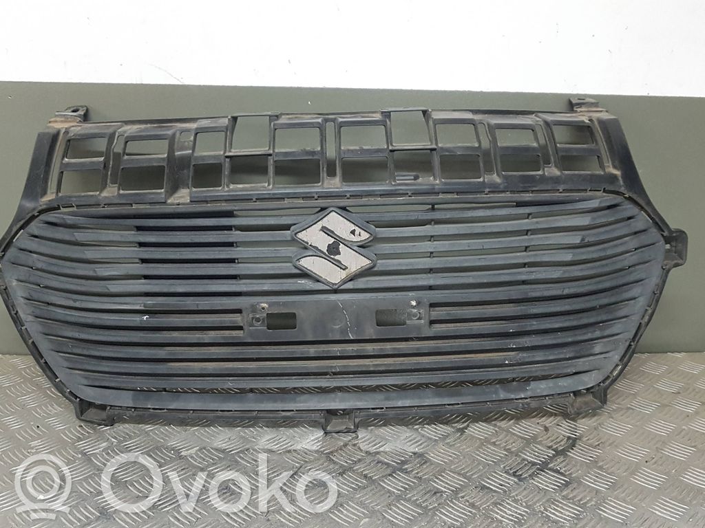 Suzuki Swift III Front bumper upper radiator grill 