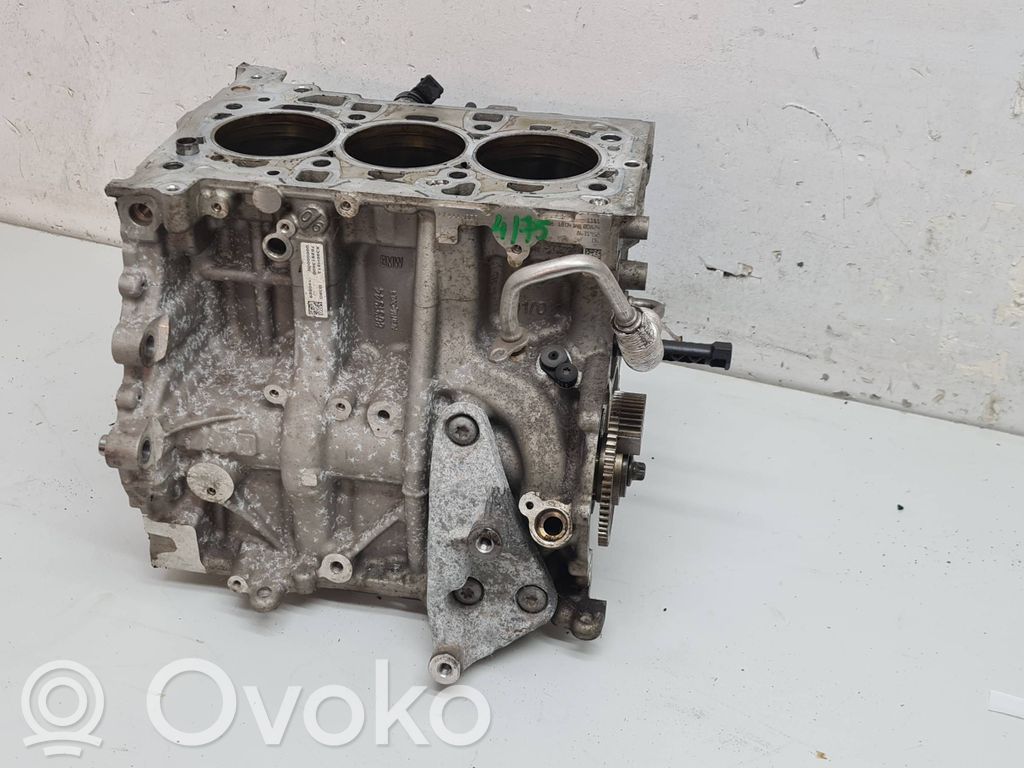 BMW 1 F40 Blokas 