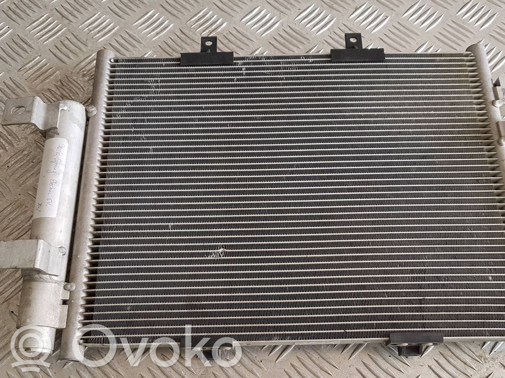 Chłodnica / Komplet   921005444R,WQL100A000,211030B0277