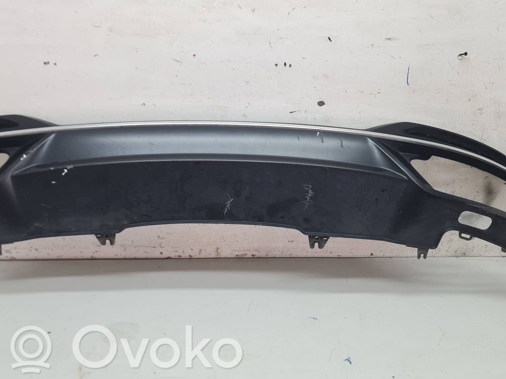 Audi A4 S4 B9 Takapuskurin alaosan lista 
