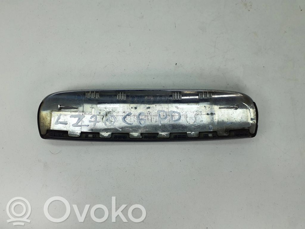Audi A6 S6 C6 4F Tapa manecilla puerta delantera 