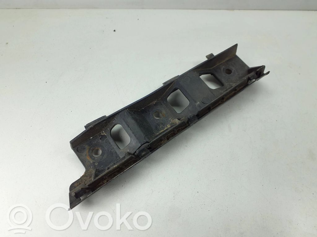 Volkswagen PASSAT B6 Front bumper mounting bracket 