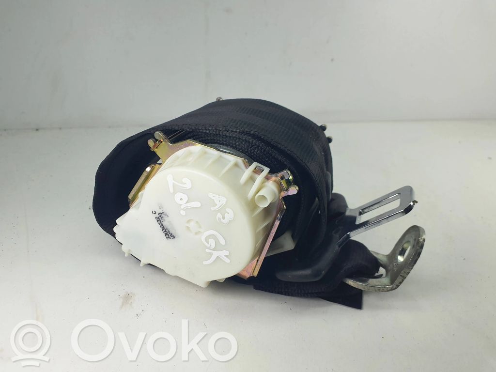 Audi A3 S3 8P Cinturón trasero 