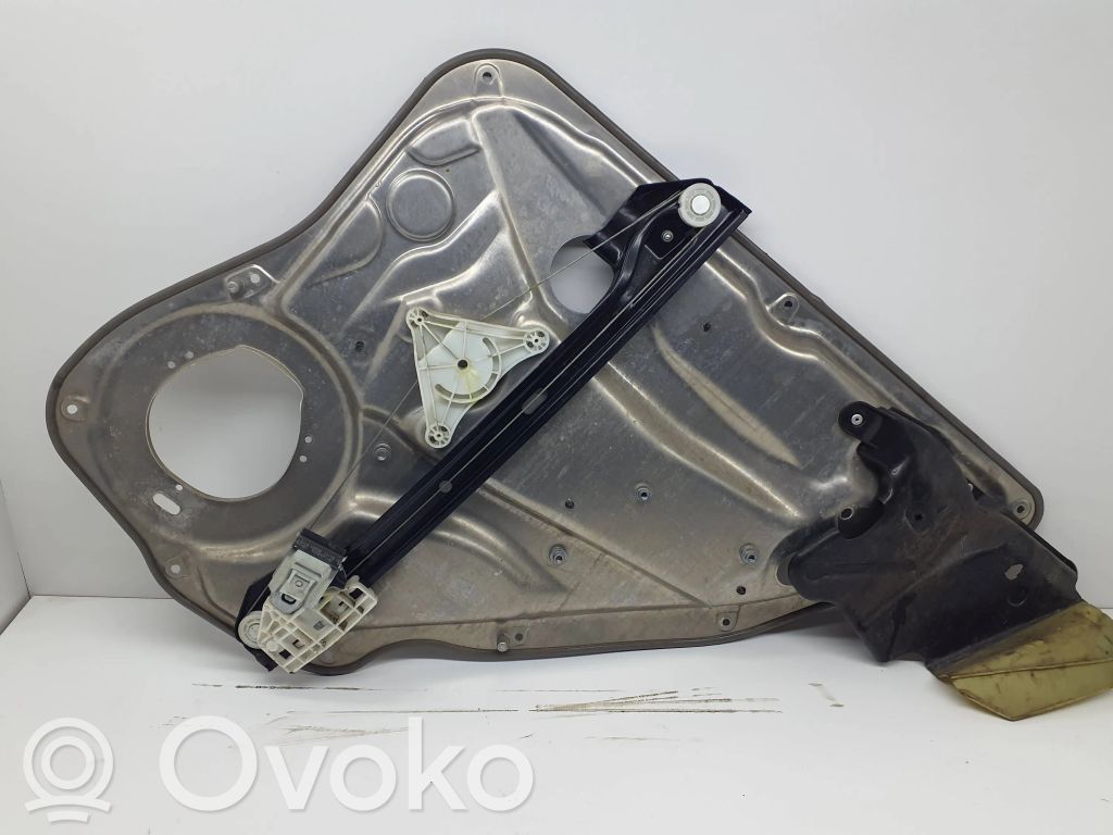 Mercedes-Benz E W212 Mechanizm podnoszenia szyby tylnej bez silnika 