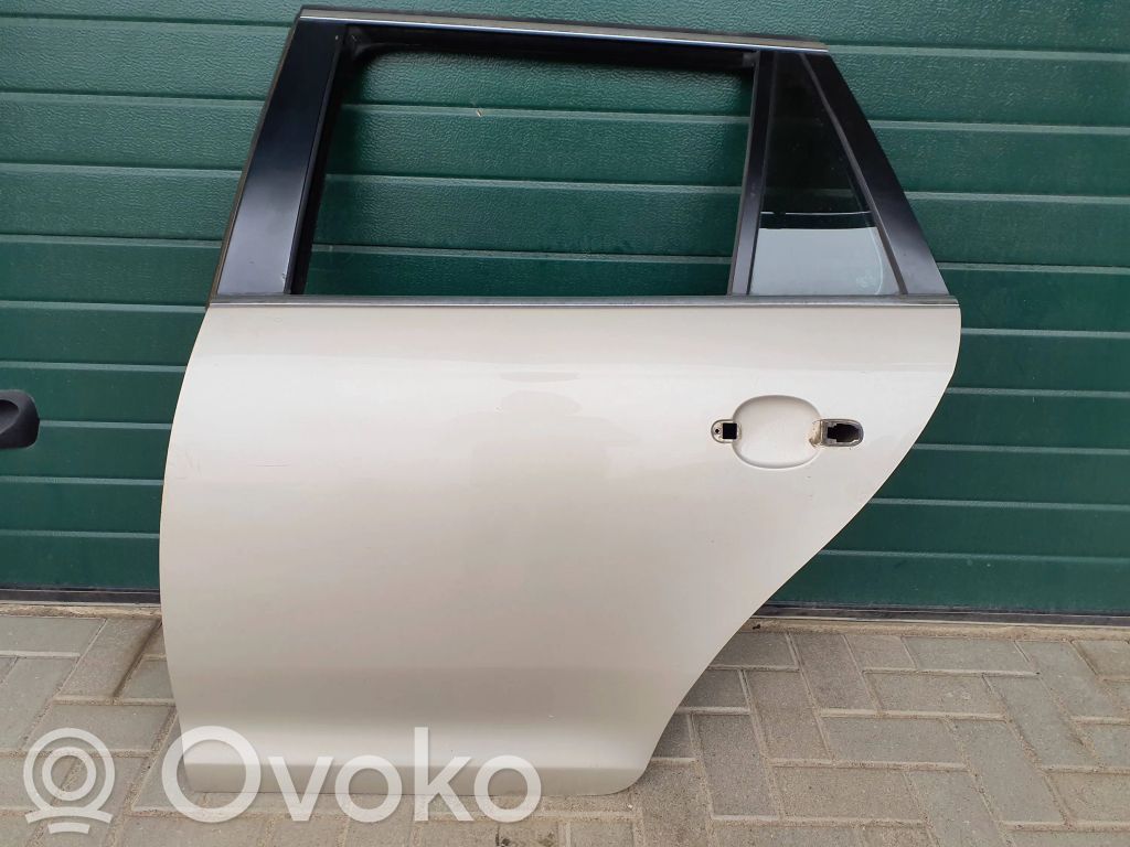 Puerta trasera   LP7W