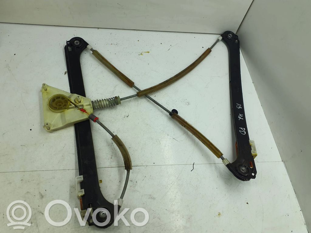 Audi A3 S3 8P Mechanizm podnoszenia szyby przedniej bez silnika 