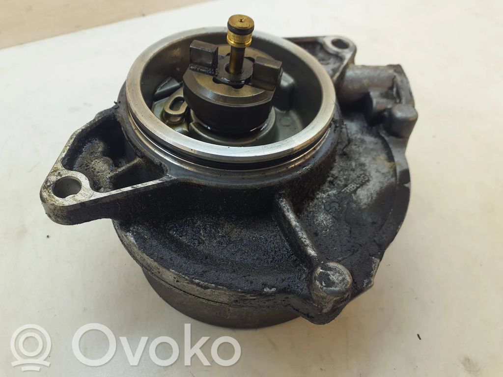 Audi A6 S6 C6 4F Bomba de vacío 