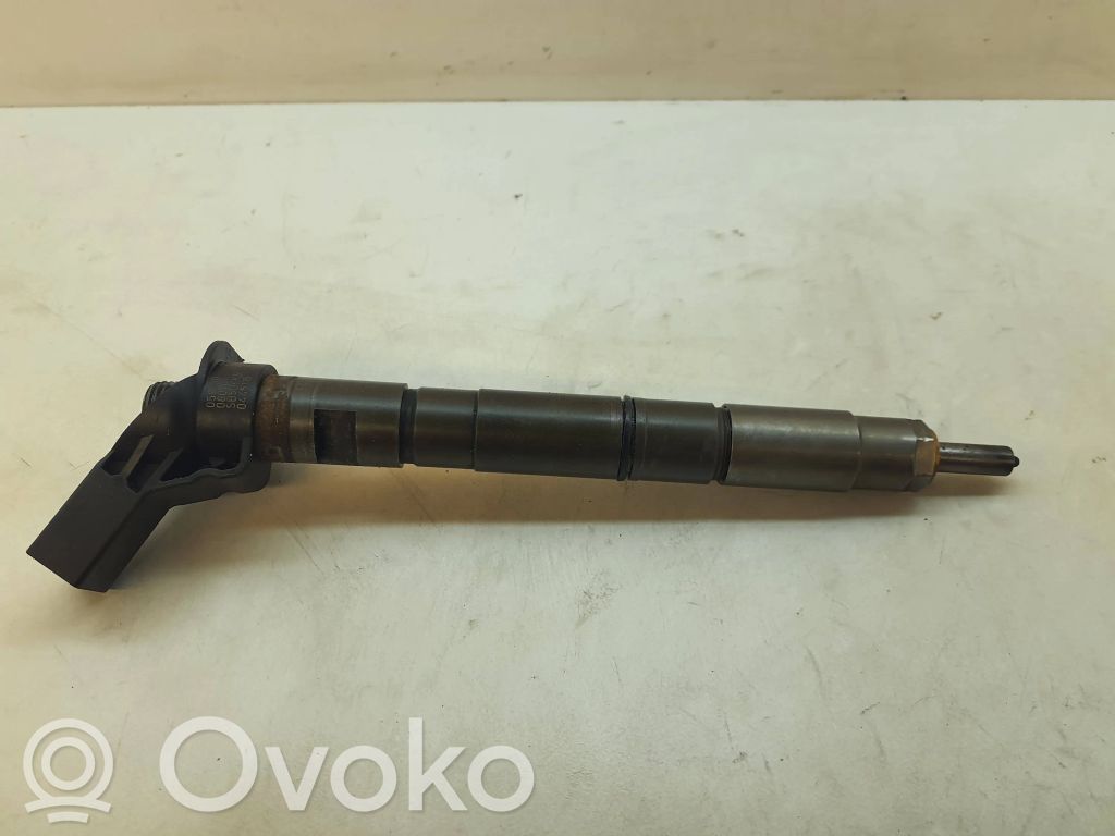 Audi A6 S6 C6 4F Fuel injector 