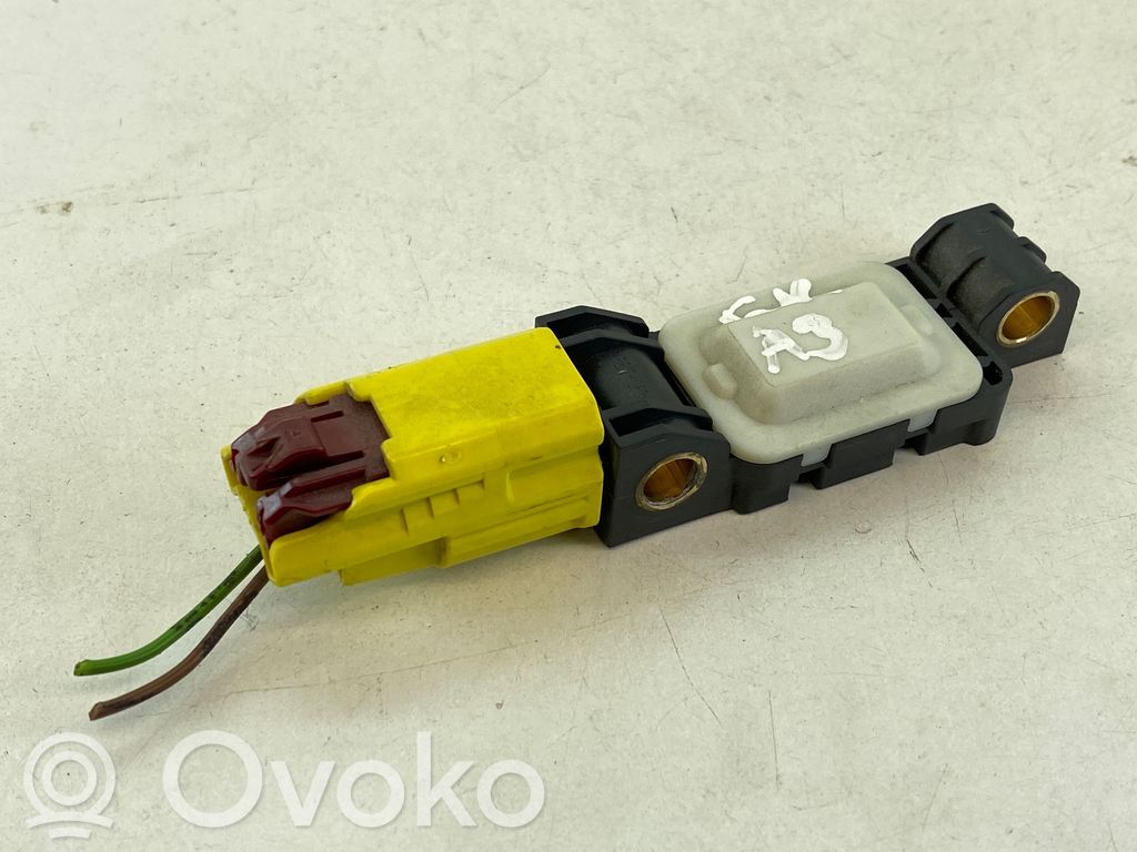Czujnik uderzenia Airbag   4B0959643D,280205,010732