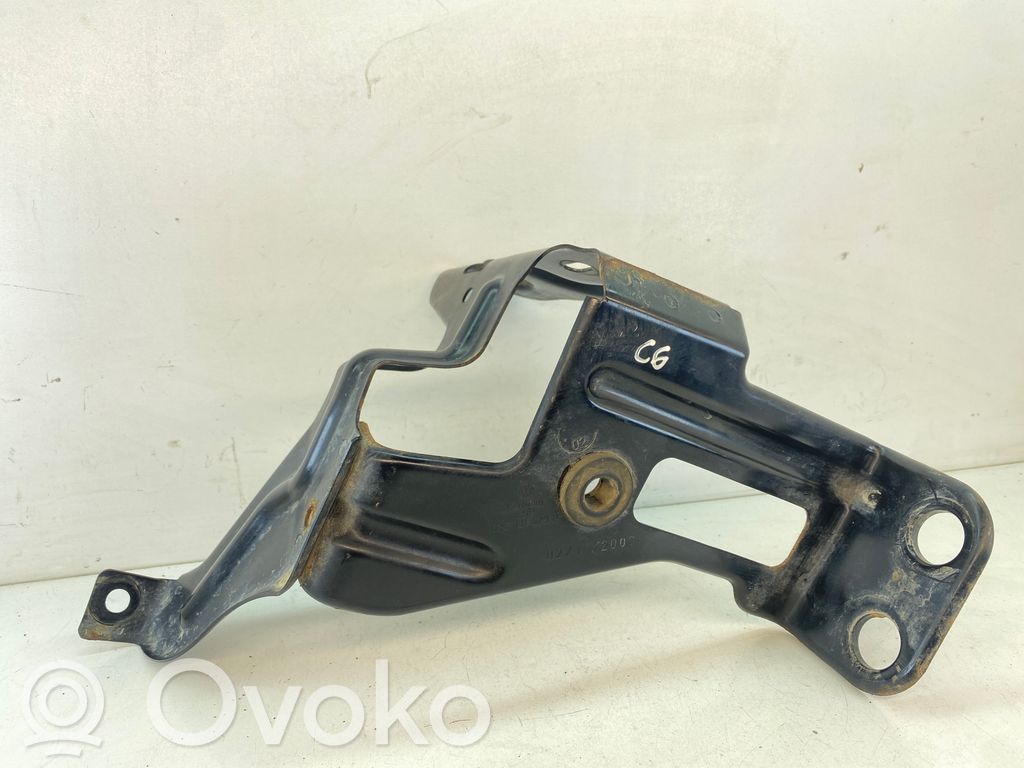 Audi A6 S6 C6 4F Support, tuyau de refroidissement intermédiaire 