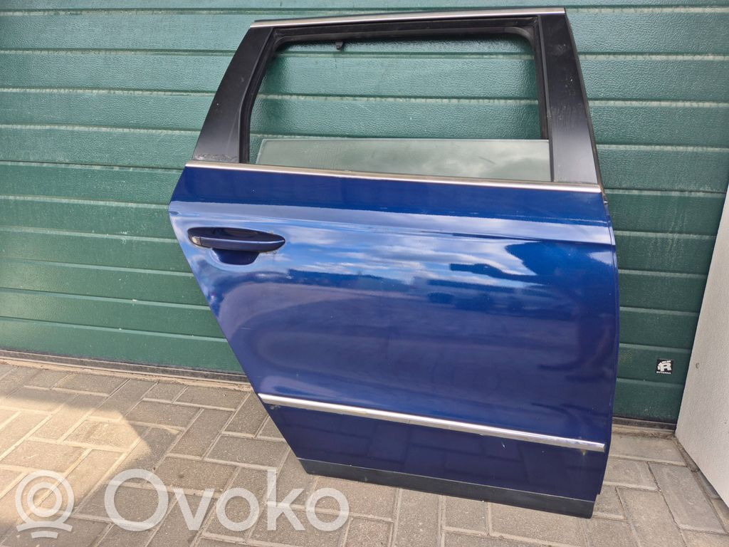 Volkswagen PASSAT B6 Portiera posteriore 